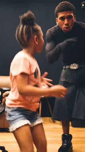 NLE The Great's 5-year-old daughter Clover is rapping now. 🗣️What do you think of her song?