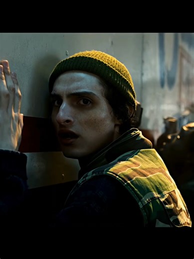 I Believe that they shouldn't have written Eleven and Mike's character to be so lonely and miserable in the finale, having 10 years and 5 seasons of eleven try to make the best out of a robbed, abused and tortured childhood is fucking abysmal writing, and I will always stand by that. #strangerthings #strangerthingsedit #strangerthings5 #eleven #mikewheeler