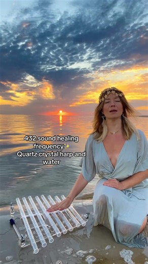 432 Sound Healing Frequency with Quartz Crystal Harp and Water