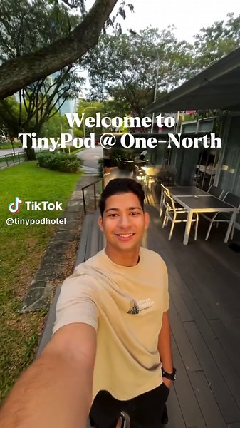 Discover the ultimate urban escape at our shipping container hotel in One North! 🛌🚢 Use