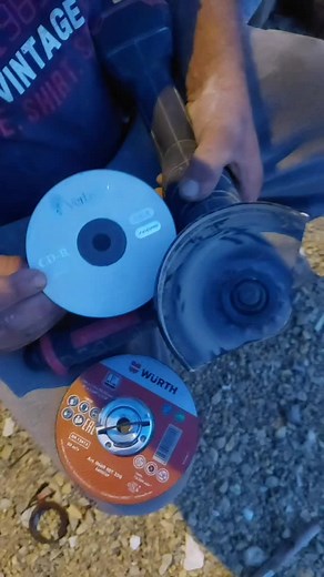 Cutting a WURTH CD with Power Tool Technique