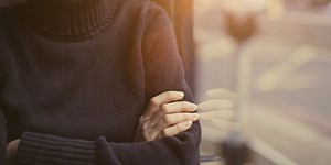 6 simple ways to overcome loneliness if you live alone