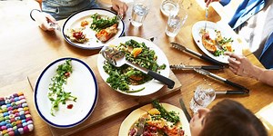 15 dinner table rules that should NEVER be broken, according to mums