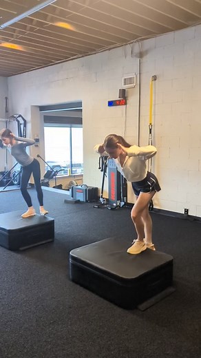 ✨ Want the tools for a higher, stronger arabesque in just 5 days? ✨ Join our FREE Higher Arabesque in 5 days challenge. Designed to improve the height, strength and control of your arabesque, safely & confidently. Inside the challenge you’ll receive: ✨Daily dancer-specific workouts (short & effective) ✨Coaching tips, motivation & support inside our private Facebook group ✨Expert guidance from certified trainers who specialize in dancer conditioning. 🗓️Challenge Begins: December 1st, 2025 🩰 Sig