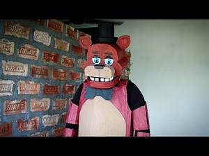 Freddy Cosplay