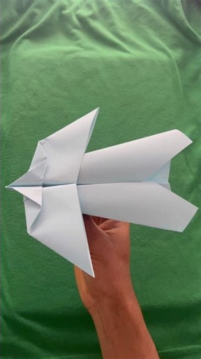 😘 I Built a Paper Jet That Glides Like a Bird 🕊️