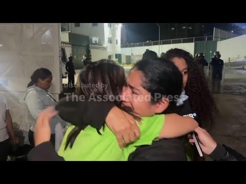 Prisoners released from detention centre in Caracas
