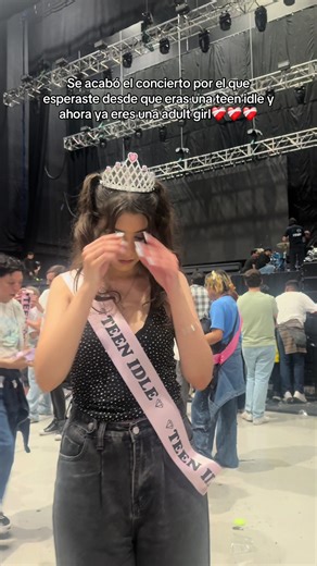 Te amo tanto @MARINA💕 (aunque no nos cantaras blue) #marinaandthediamonds #princessofpower #teenidlemarina #concert