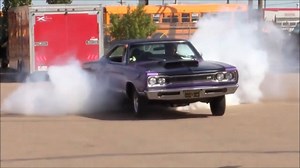 128K views · 2.1K shares | 1960s week!! 1969 Dodge Cornet "Super Bee" Burnout!! ♋ | Rocket Carz | Facebook