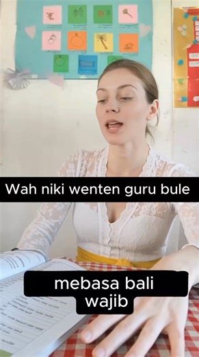 Viral ase niki, ibu guru bule berbahasa bali ngajar... #viral #kontenai #bahasabali #ibuguru | Agung Raka Suteja