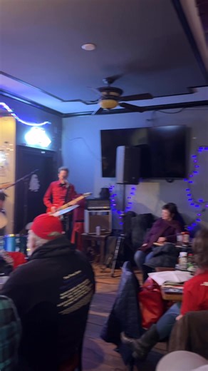 Turn the volume up 🔊🎶 Fatty Boes Band took over Racers Café with pure energy, live beats, and nonstop vibes 🔥 What a night! 7732 Harford Rd, Parkville, MD, 21234 Info:- 410-655-6000 #fypシ #foryouシ #live #RacersCafe #beer | Racers' Cafe