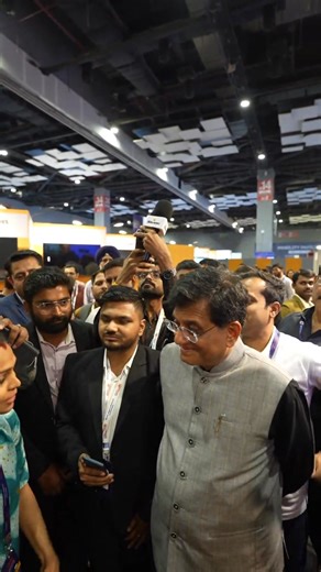 Our bright young minds are scripting India's prosperity! #StartupMahakumbh | Piyush Goyal