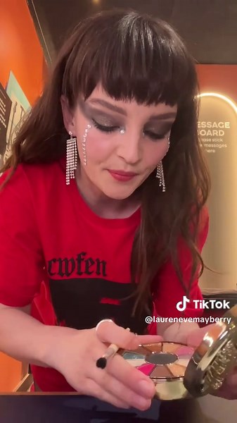 Sunday Best is out next week, with my debut solo album 'Vicious Creature'. I made this song with the lovely Greg Kurstin and it is very dance cry. #newsingle #newmusic #newalbum