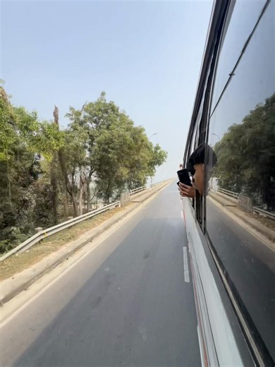 Enhance Your Eyes with Perfect Highlighter Techniques