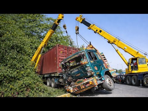 Horrific Accident: Truck Slips Off Road Into Ravine – Emergency Recovery Completed