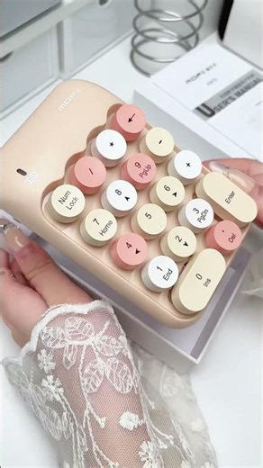 🎁 Unboxing the cutest number pad ever