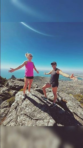 England cricketer Danielle Wyatt gets engaged girlfriend Georgie Hodge#daniellewyatt #youtubeshorts