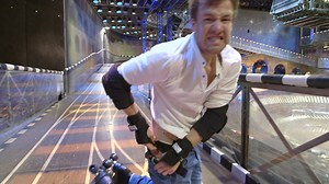 307K views · 3.6K reactions | Luke steigt in den Starlight Express! Als leidenschaftlicher Musical-Fan kämpft Luke um eine Rolle beim erfolgreichsten Musical aller Zeiten und macht auf der Rollschuhbahn ordentlich Dampf! | LukeMockridgeTV | Facebook