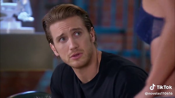 Capitulo 83 parte 1#novelas #auroranovela #vickyymartin