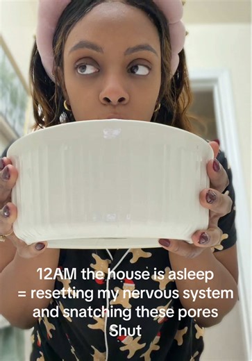 I actually deep a ice bath to reset my nerves fully 🤣 • • • #Momtok #momoirs #nightroutine #skincare #fyp