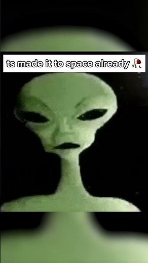 Green Alien Sings Lovely Sad by 24GH