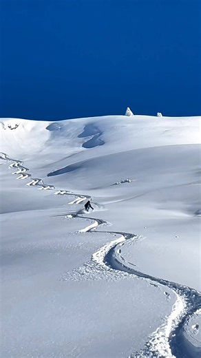 Skiing Tips for Beginners in Pashto