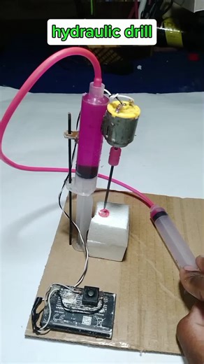 Hydraulic Drill Powered by DC Motor