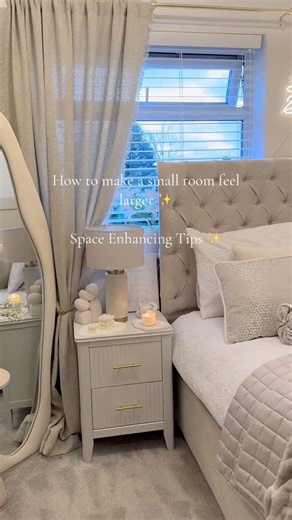 ✨ How to Make Your Tiny Room Feel Larger ✨ Small space? Same. Here are the tips that actually worked for me: Light, neutral curtains (sheer is best!) → let that natural light in ✨ Choose light wall colors to brighten the entire room. Add mirrors — they bounce light & instantly expand the space. Right-sized furniture only. Oversized pieces shrink a room fast. Ottoman bed = lifesaver for hidden storage. Mount your TV to free up floor space. Horizontal panelling makes the room feel taller. Stick to