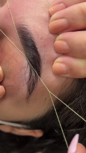 Brow threading 🧵 process #explore #threadingeyebrows #waxingathome #canada🇨🇦 #londonontario #canadatiktok🇨🇦🇨🇦🇨🇦🇨🇦🇨🇦 #lashesbusiness #dubai🇦🇪 #lebanon🇱🇧 #usa🇺🇸 #Michigan #chicago #londonontario #foryoupage 🦋