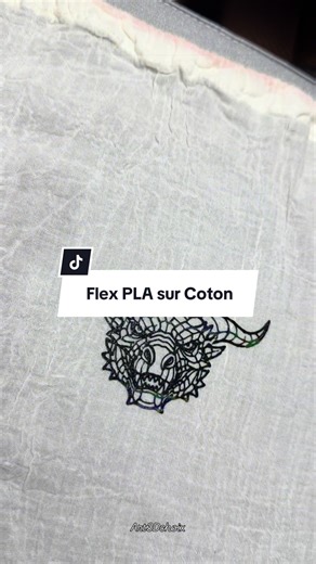 🐉🔥🐉 Artistic 3D Printing - Transfère à chaud de PLA Flexible sur tissu coton - avec reflets illusions d’optique 🐉🔥🐉 🔥👾🔥 Expérimental 🔥👾🔥 🖨️Printer : PRUSA XL 🌀 Filament : yXpolyer PLA FLEX Noir 🔥Presse : LOKLiK ImPres Mini 3 👾 Plateau : Plateau en vraie Fibre de Carbon CF-TW de Whambamsystems 🐉 STL : Art3Dchoix Créateur : Art3Dchoix 🦋Print & video by Art3Dchoix 🔸🔸🔸🔸🔸🔸🔸🔸🔸🔸🔸🔸🔸🔸 Voir lien 🔗 et codes promo dans mon Linktree pour les équipements d’impressions 3D 🔸🔸�