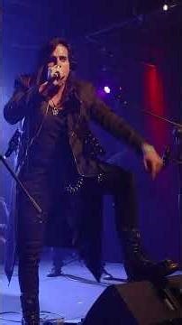 Everyone ❤️ Breakdowns