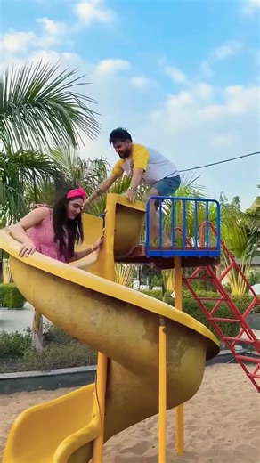 aankhon Kajal ka hair style#viralvideo #viralvideo #comedy #funny #lovestatus #emotional #hindisongs