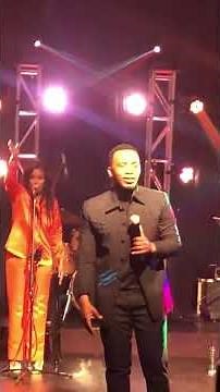 Ulwandle Lwababona 🔥🔥🔥 Dumi Mkokstad Live in Cape Town