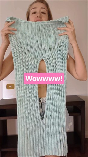 Just 1 rectangle! How to make the easiest crochet top in the world 👏V-neck step by step