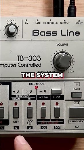 How to use this legendary bass synth? 🤔💭