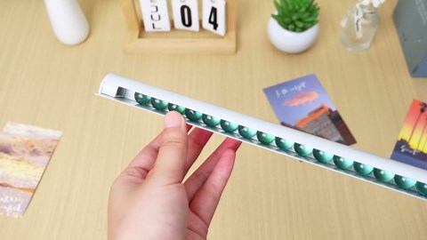 Henoyso 2 Pieces Restaurant Ticket Holder Receipt Holder Aluminum Order Ticket Rack Silver Kitchen Slide Check Rack for Office Cafes Pubs(32 Inch,Pen Slot)