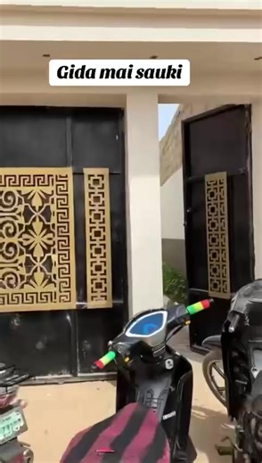 5 bedrooms 2 parlors 3 cars space 6 Toilets Location:- Naibawa layout kano Asking price:-65 million negotiable