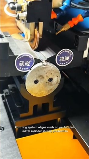 Automated seam welding of cylindrical metal mesh filters