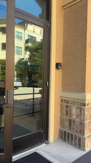 Sometimes you just need a bubble break, try being stressed and blowing bubbles at the same time! They just don’t go together. So here’s to bubble breaks 🤩😜 #Rockwalltexas #rockwalltx #plasticsurgery #cosmeticsurgery #boardcertifiedplasticsurgeon #plasticsurgeon #heathtx #fatetx #medicalspa #nurseinjector | Bruce Byrne MD