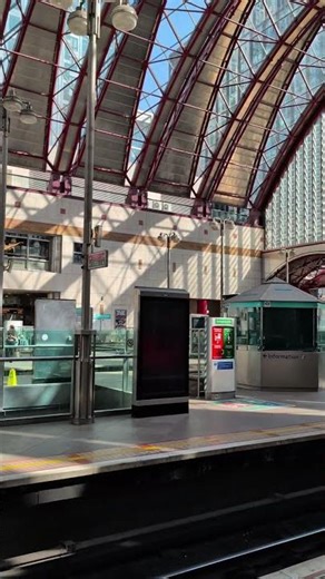 Canary Wharf DLR in the Sun Looks UNREAL ☀️🚉
