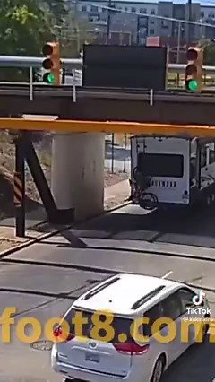 10M views · 10K reactions | Just like the Montague Street Bridge in South Melbourne, Victoria. | Go RV | Facebook