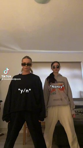 pov: you and nancy made a dance....#eddiemfmunsonsgf #nancywheeler #eddiemunson #strangerthings #chrissycunningham