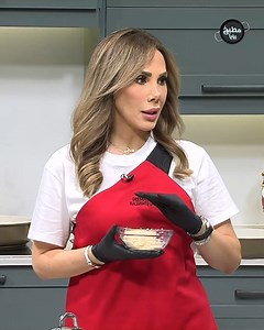 الشيف ديما حجاوي كشفتلكم أسرارالمطاعم بالدجاج بمكون سري مهم اذا حطيتوه بضل الدجاج معكم طري😍😋 https://roya.tv/program/171 | Roya Kitchen - مطبخ رؤيا