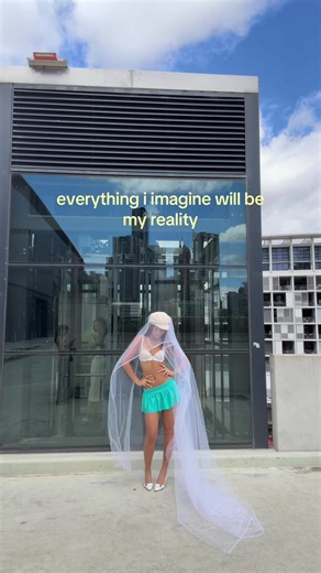 Gabrielle Angell: Teal Fashion Model Showcase