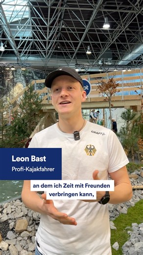 Wasser ist unsere Leidenschaft. 🌊 Freiheit spüren. Abenteuer erleben. Gemeinsam verbunden sein. Ob du segelst, tauchst, surfst oder mit dem Motorboot unterwegs bist – Wasser bringt uns zusammen. Deshalb können wir die boot 2026 kaum erwarten! Bist du dabei? Vielen Dank an Leon Bast, Franziska Mäge und Elias Ouahmid, dass ihr eure Begeisterung mit uns geteilt habt! | boot Düsseldorf