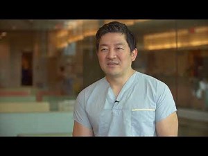 How do you choose between a partial or radical nephrectomy?