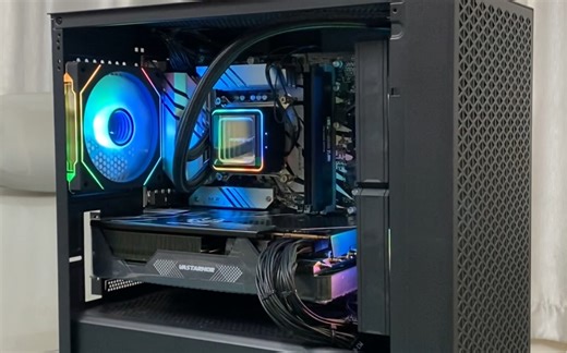 金河田S39机箱，瀚铠RX7700XT