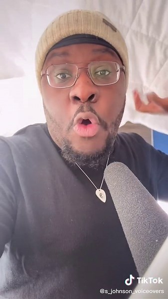 Creating a DIY Vocal Booth in a Hotel Room