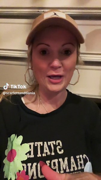 Putting Together Scarlett's American Girl Dollhouse | Christmas Eve Fun