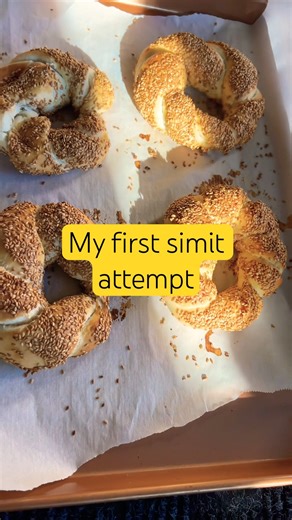 my very first homemade simit! Crispy outside, soft inside, and full of effort 🥰#simit#recipe